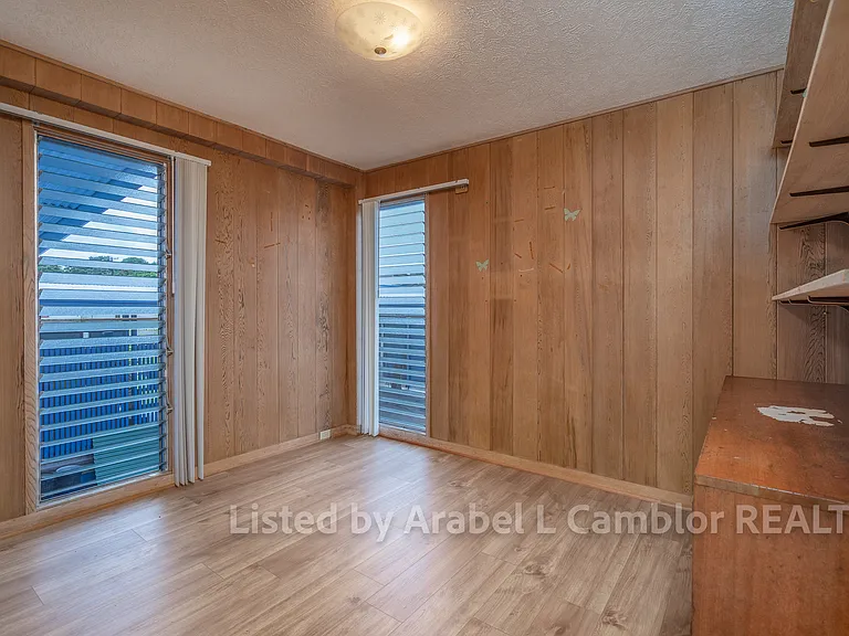 129 Kapualani St — Photo 13
