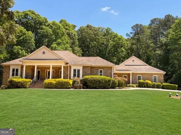 220 North Dr, Fayetteville, GA 30214