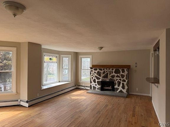 2nd image of 329 Salt Springs Rd