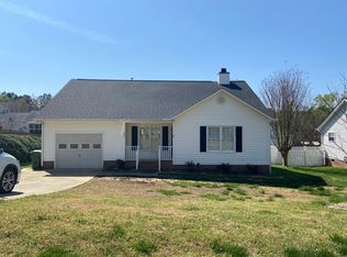 602 Quest Ridge Dr, Fuquay Varina, NC 27526