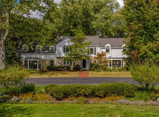 3650 Greenwood Dr, Pepper Pike, OH 44124