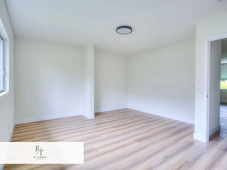 1032 S Golden West Ave #D — Photo 10