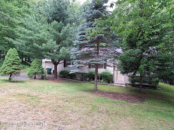 5th image of 56 Holly Forest Rd