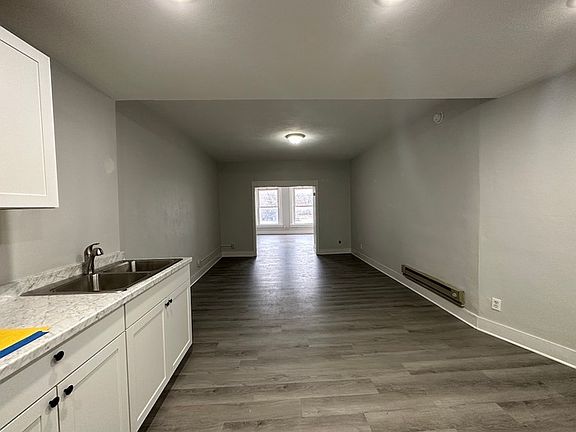 3rd image of 1336 Portage St #28