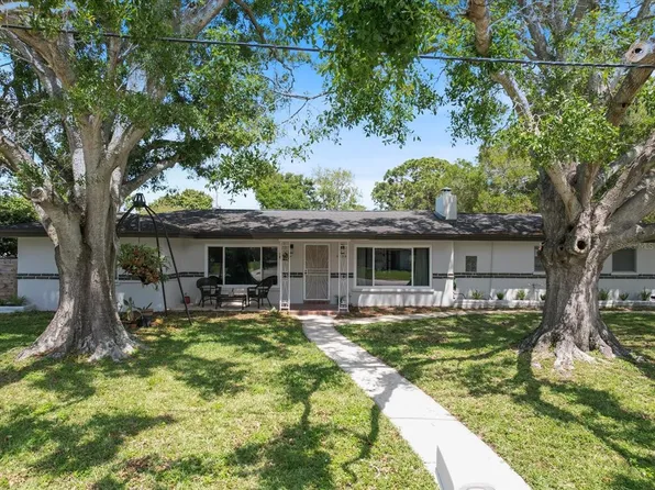 2030 McKinley St, Clearwater, FL 33765