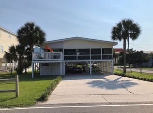 211 Yucca Ave, Murrells Inlet, SC 29576