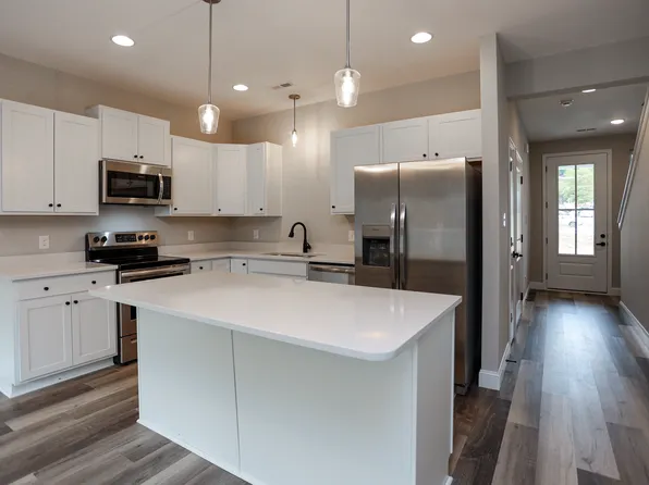 Pleasant Ridge Stables, 4109 Pleasant Ridge Rd NW #5def46669, Knoxville, TN 37921