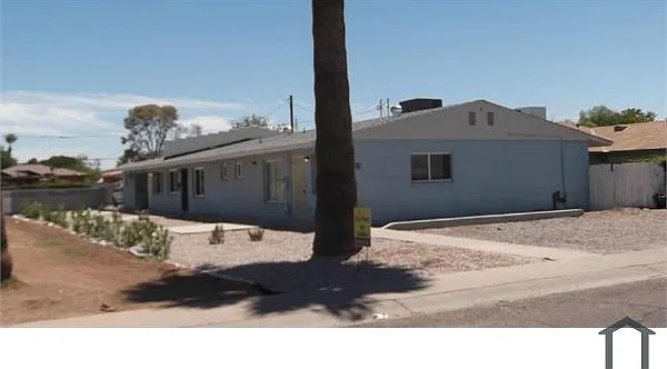 2 bed, 1000 sqft, $1,800 — Photo 2
