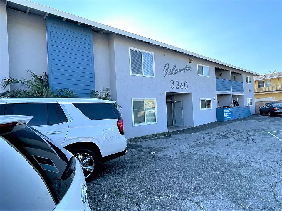 3360 Martin Luther King Jr Blvd #15