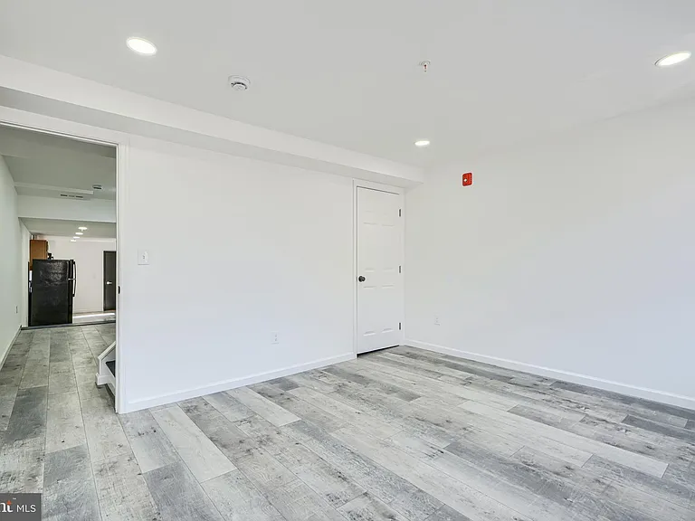 7 Carrollton Ave — Photo 16