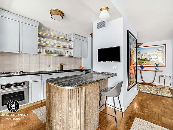4th image of 50 Sutton Pl S APT 15D