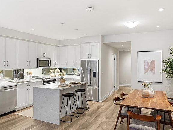 4th image of 652 Cricklewood Dr #201