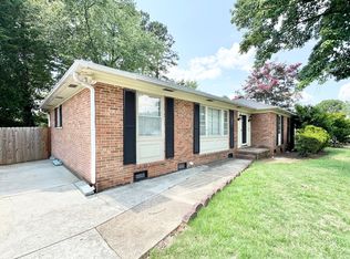 5303 Ainsworth Dr, Greensboro, NC 27410