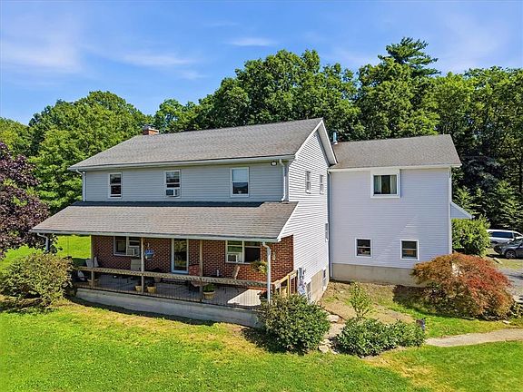 2nd image of 163 Mulberry Ln