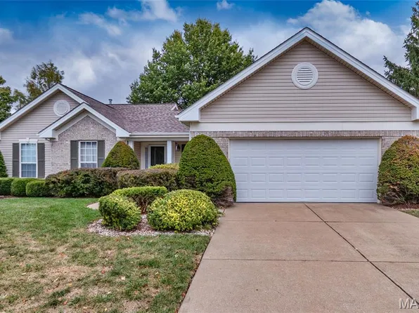 1336 Westbend Dr, Dardenne Prairie, MO 63368