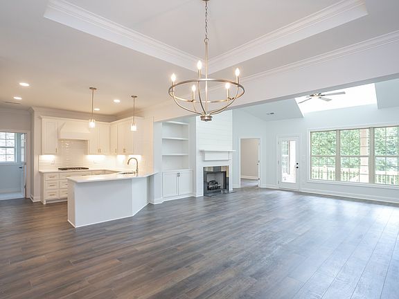 2nd image of 176 Village Cir #65
