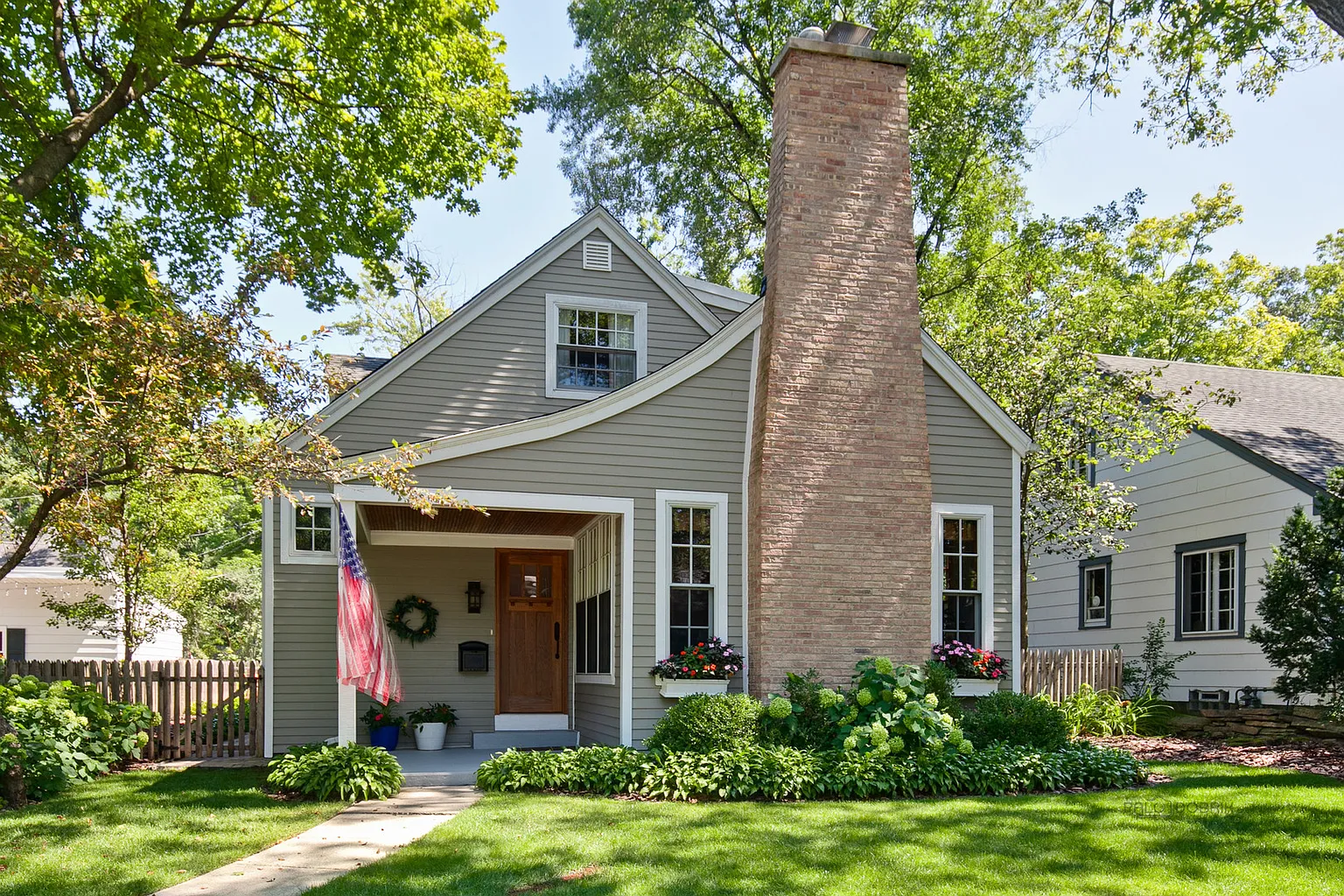 363 Foss Ct photo 1
