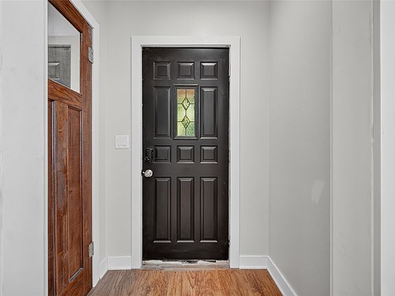 3rd image of 2814 School St