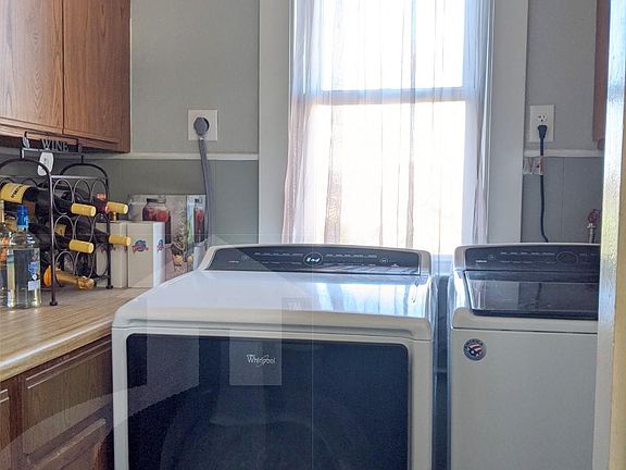 4th image of 121 Bowdoin St #2S