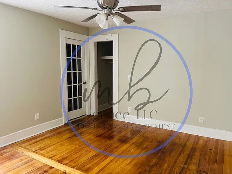 422 Minter Dr — Photo 3
