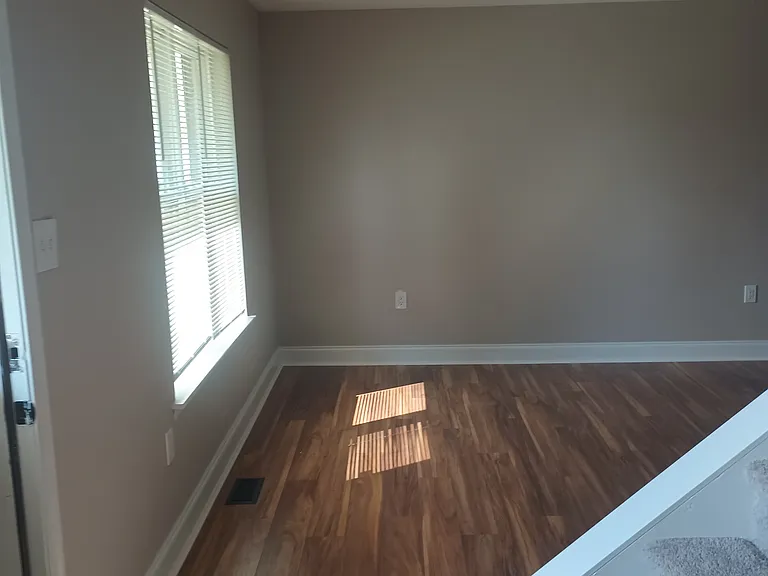 1409 Whitpain Hls — Photo 2