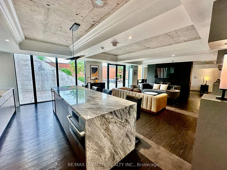 57 Brock Ave #704 — Photo 34