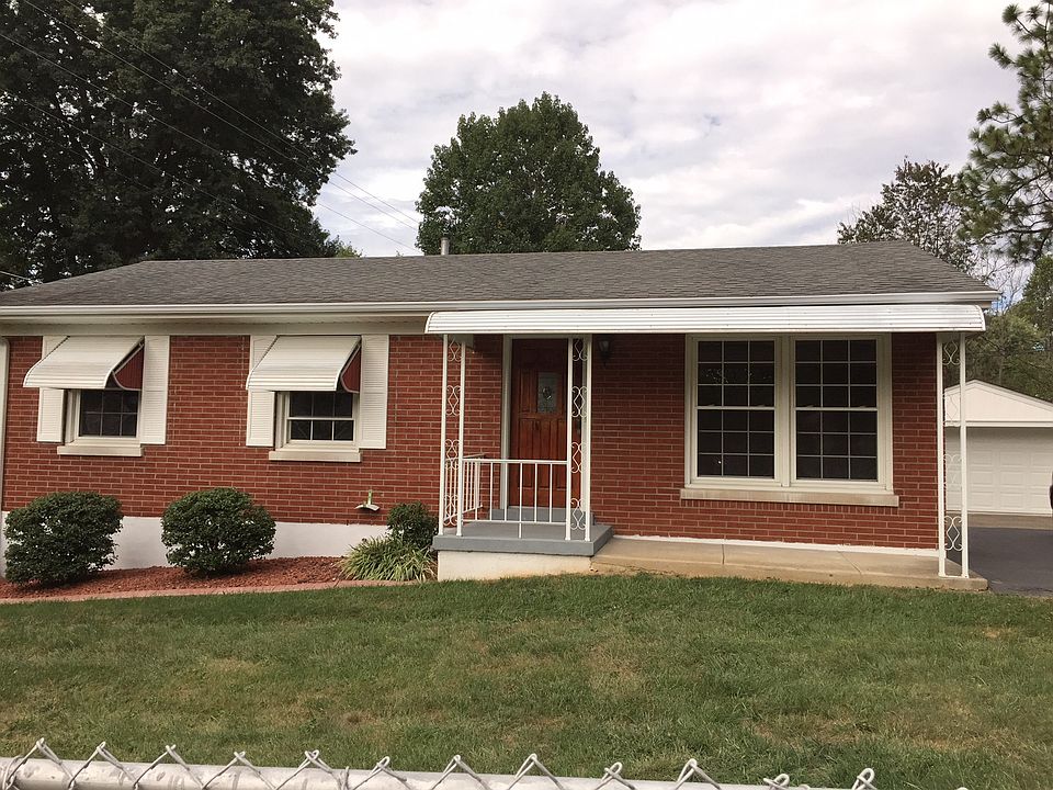 1st image of 309 Greenbriar St