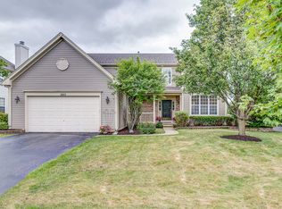 283 Berkshire Ln, Sugar Grove, IL 60554