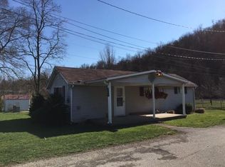 121 1st St, Perryopolis, PA 15473
