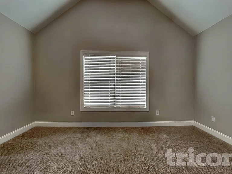 3923 Griese Ln — Photo 9