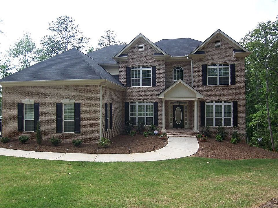 3 side brick-approx 5000 sq.ft.