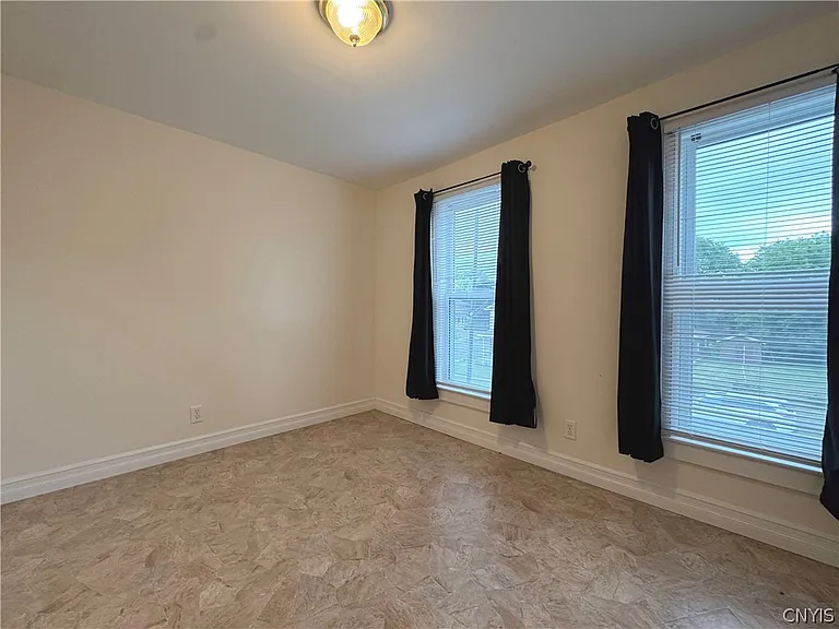 843 Davidson St #2F — Photo 16