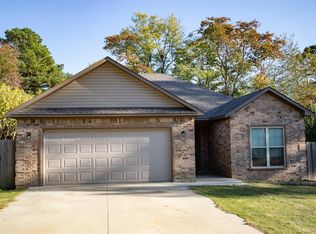 207 S Bernis St, Brookland, AR 72417