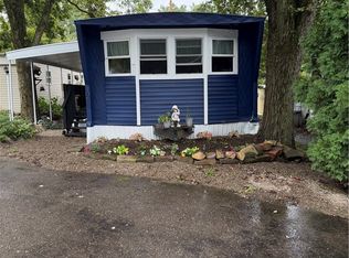 12 E Buddy St #12, Barberton, OH 44203