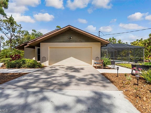4th image of 15931 Grasshopper Ct