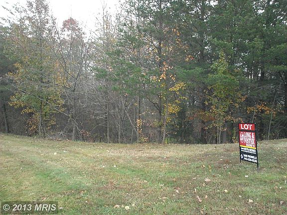 3rd image of 3200 Fieldcrest Way