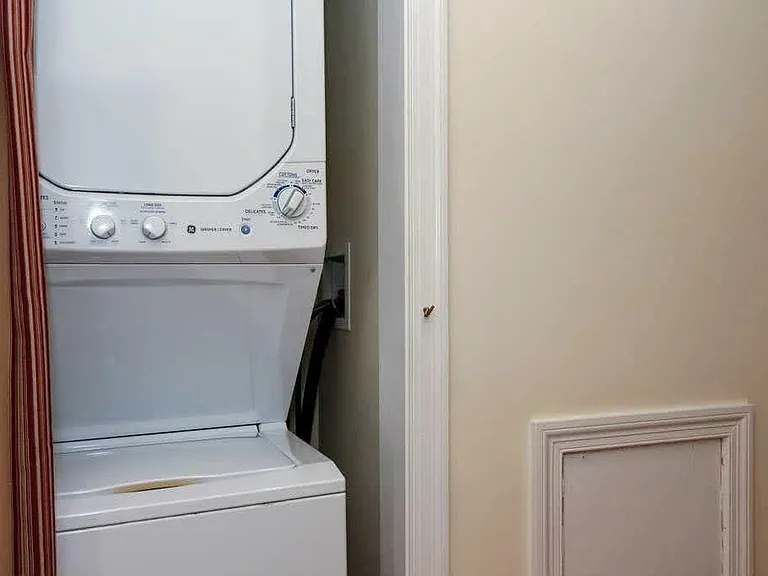 1034 N Edgewood St #2 — Photo 13