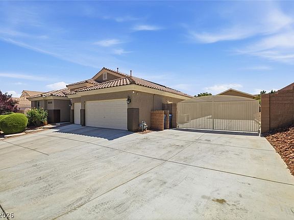 3rd image of 8309 Mooses Ct
