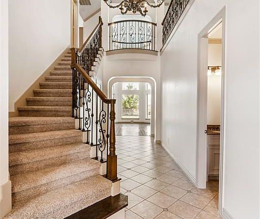 5th image of 18910 Oriole Point Ct