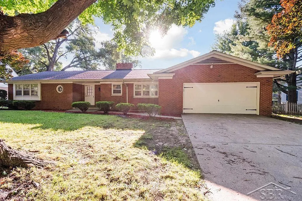 1416 Coolidge Ave photo 1