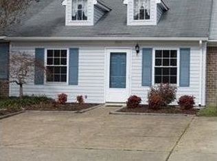 3924 Roebling Ln, Virginia Beach, VA 23452