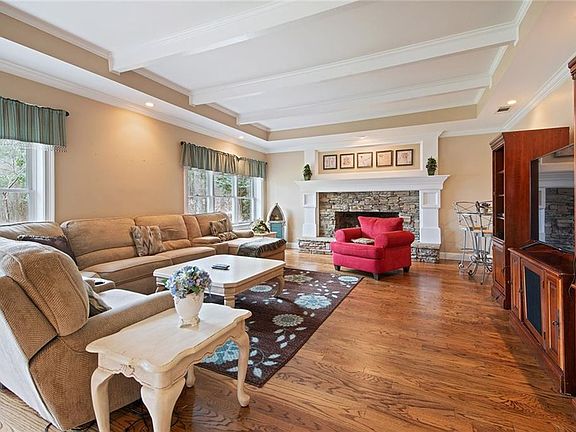 4th image of 5465 Hulsey Cir