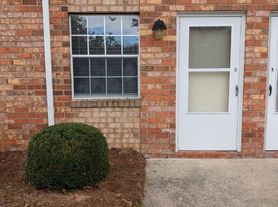 319 Rockingham Dr, Harrisonburg, VA