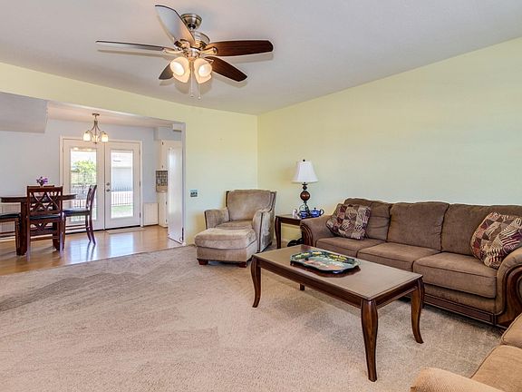 Leisure World - 869 (21)