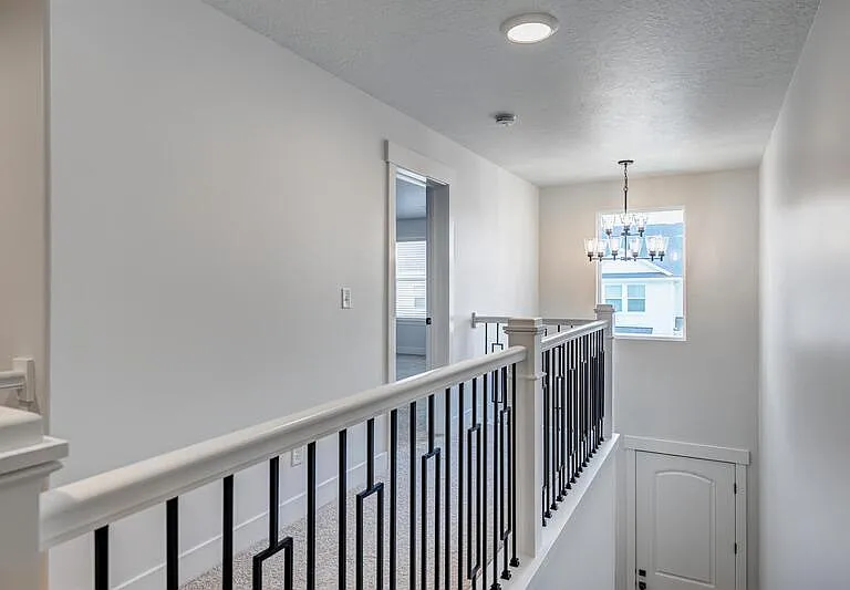 1456 N 3920 W — Photo 13