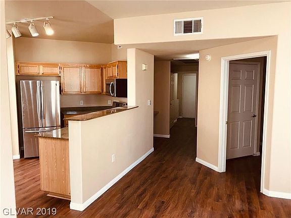 5th image of 9975 Peace Way Unit 1008