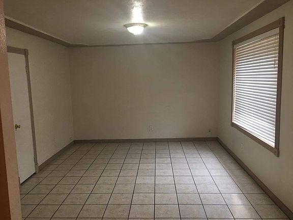 3rd image of 8584 Mackenzie Dr