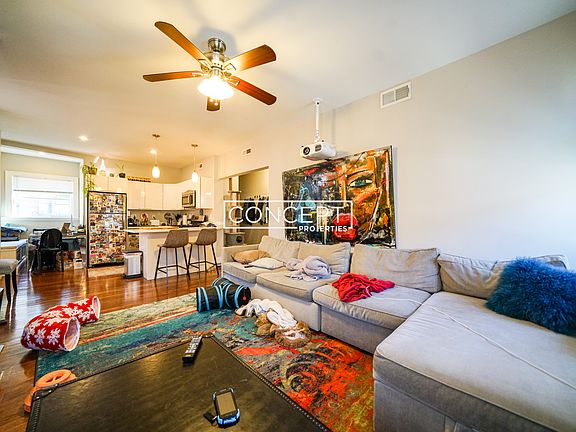 4th image of 20 John F Kennedy St #205