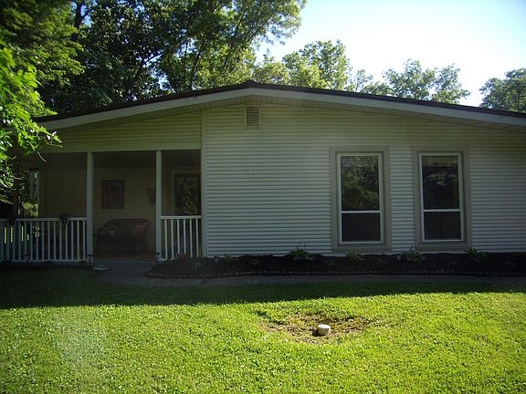 2nd image of 570 Kingswood Dr N #N