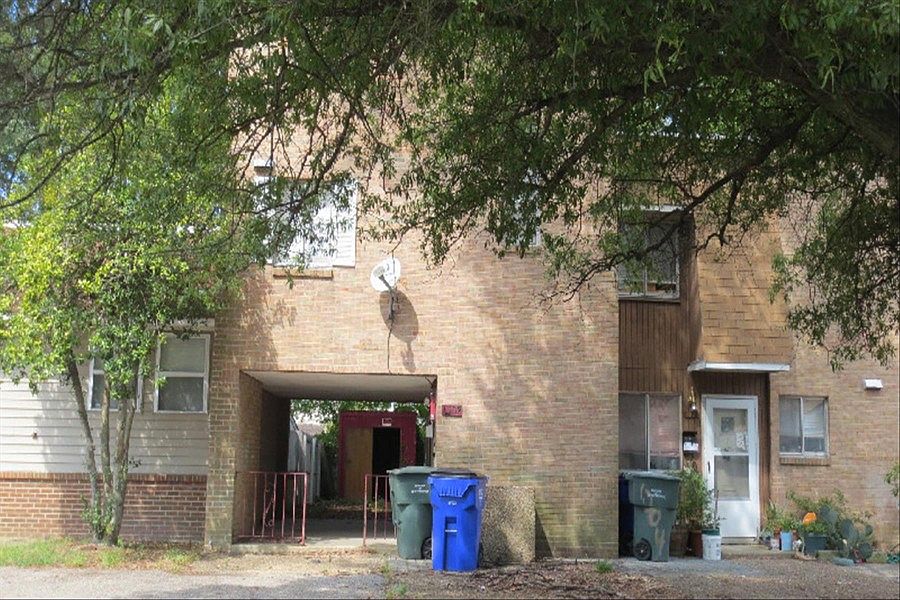 1st image of 1202 Underwood Ave